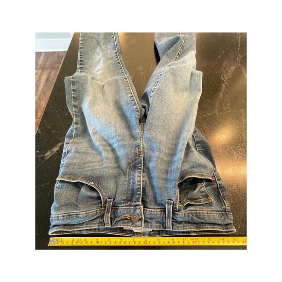 Levi's Classic Mid-Rise Skinny jean 12 - Picture 8 of 10